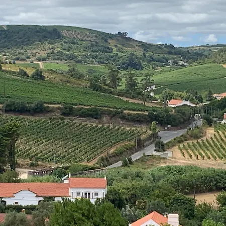 Quinta Ribeira Do Labrador - Lisbon West Wine Route Κατάλυμα σε φάρμα *